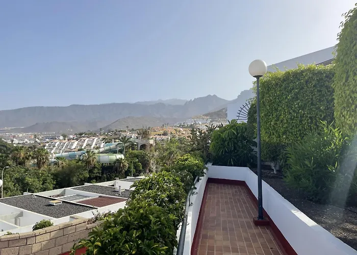 Tropical Bliss Escape In * אדחה